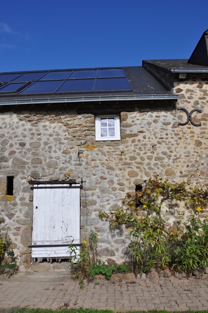 petite fenetre.JPG