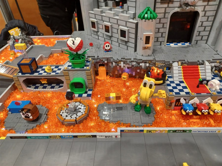supermario v3 (900 x 675).jpg