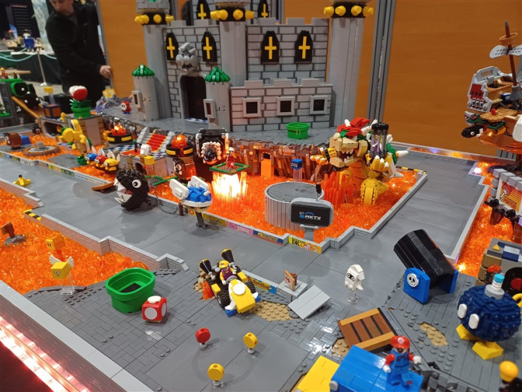supermario v8 (900 x 675).jpg