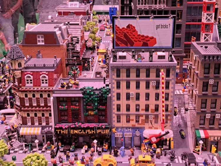 legohouse10.jpg