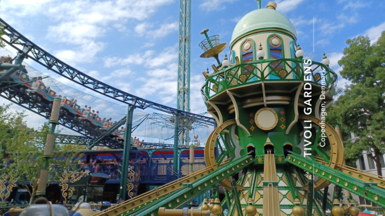 attraction2.jpg