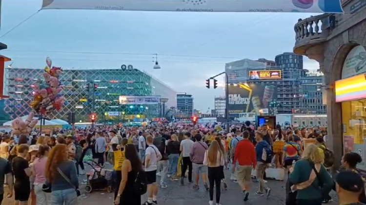 gaypride2.jpg