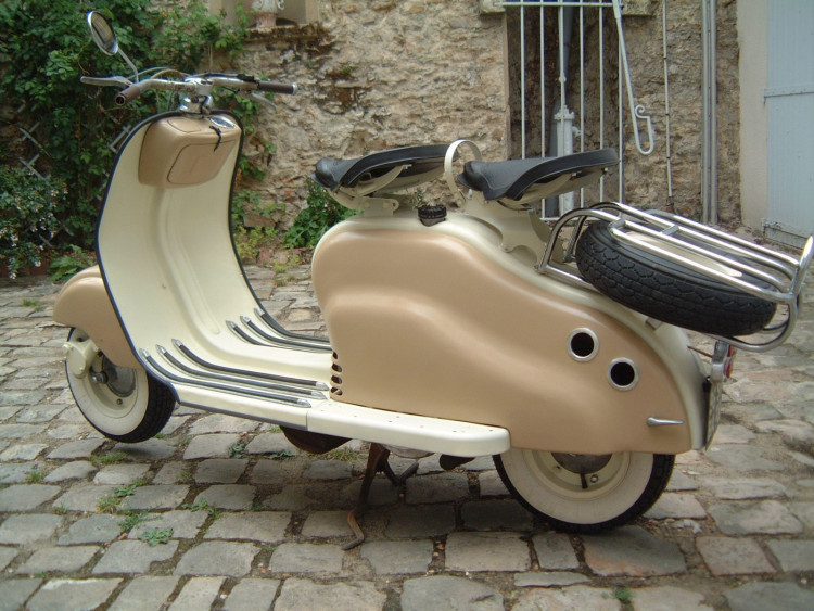 Lambretta125F1324.jpg