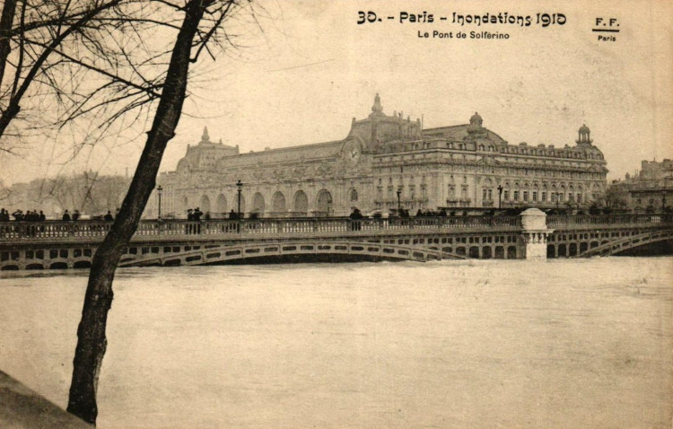 Pont de Solferino.jpg