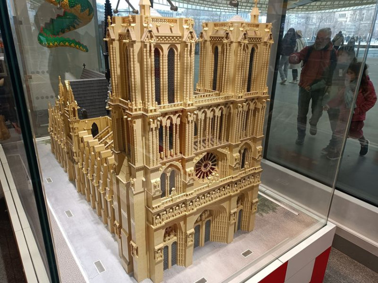 ND Paris.jpg