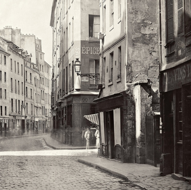 Marville - rue Saint-Victor vers place maubert (zoom).jpg