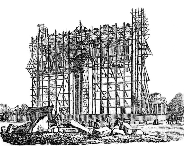 Arc en construction.jpg