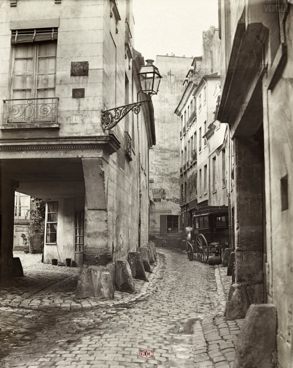 Marville - rue Chanoinesse.jpg