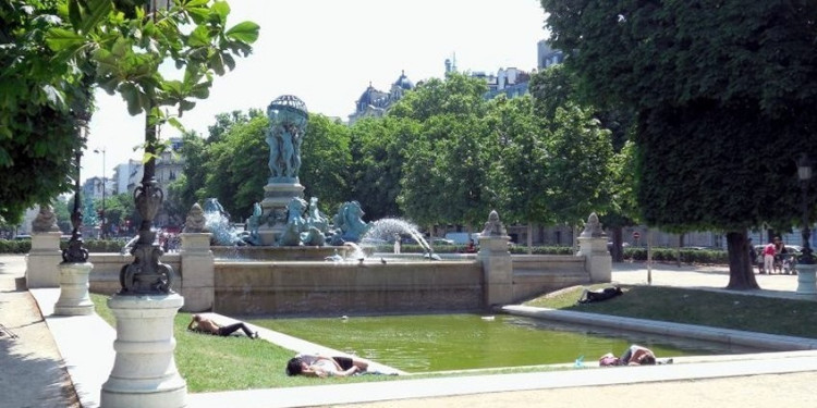fontaine carpeaux jardin des grands explorateurs axe de la case BD Landru.jpg
