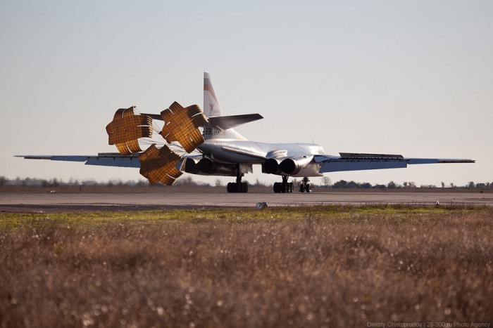 Tupolev Tu-160 Blackjack supersonic, variable-sweep wing heavy strategic bomber Russian Air Force spmvsk17-ppk Taxiing, takeoff, landing, flying (3).jpg