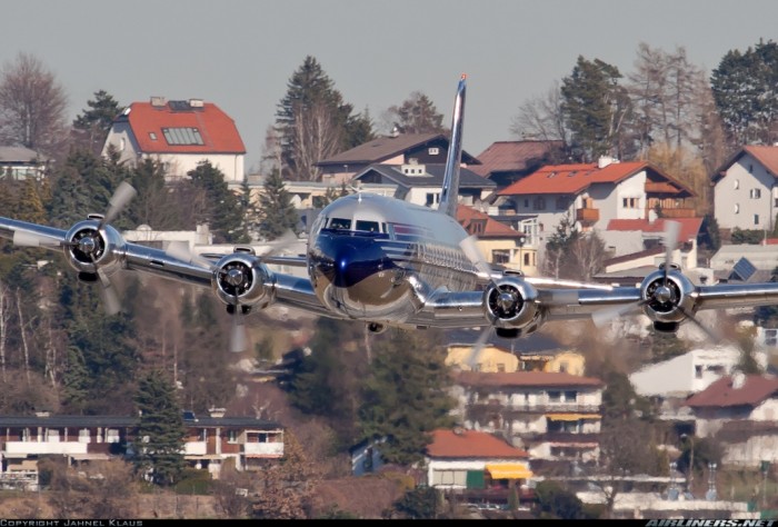 Innsbruk - DC-6B Flyng-Buls c215a9530ce7b72870aa2d71d6df0d93.jpg