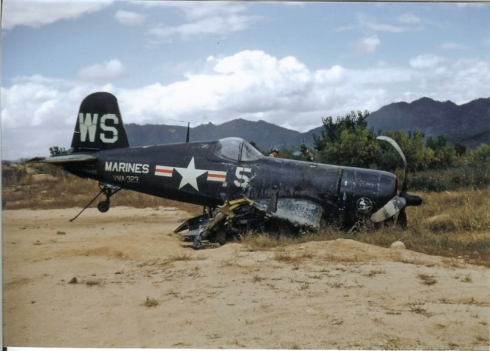 Corée Tornado Corsair-VMF-323.jpg