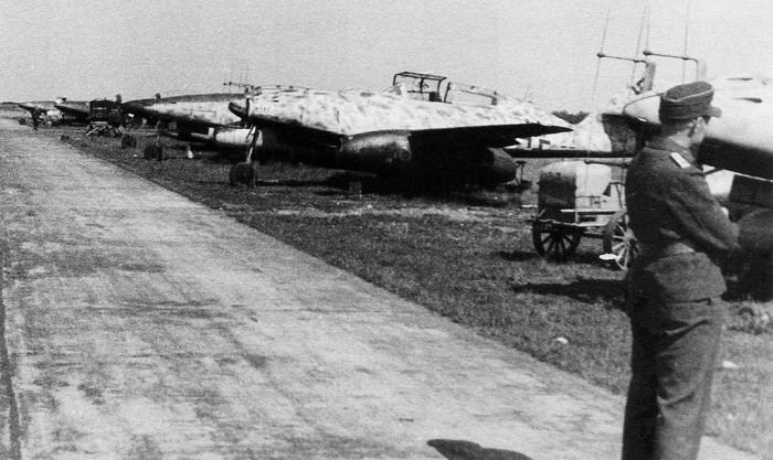 VALMY Me 2627992057720_f6ed378c00_b.jpg