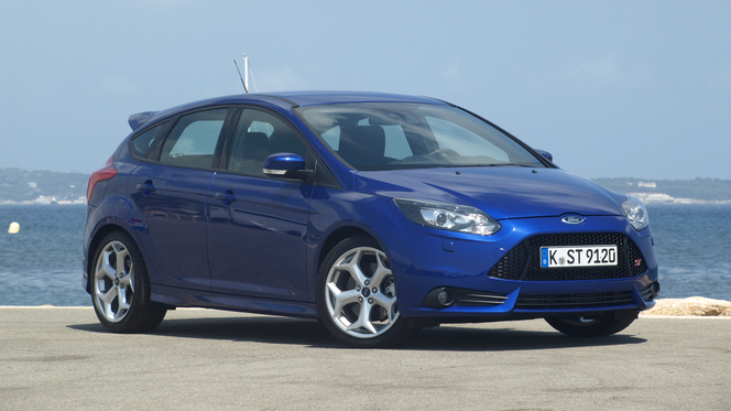 S1-Essai-Ford-Focus-ST-on-aime-ST-265627.jpg