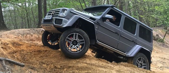 028A000008623364-photo-mercedes-g-500-4x4.jpg