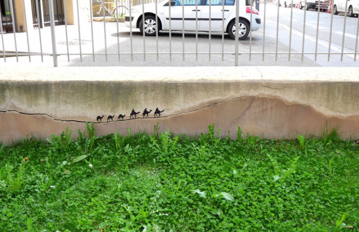 oakoak-street-art-france-detournement-urbain-02.jpeg
